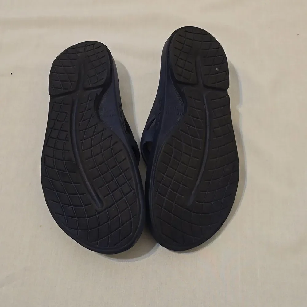 Oofos Black Toe‎ Post Recovery Sandals Great Arch Support Sz   W-15